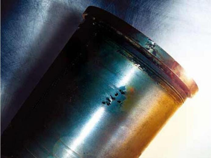 Cavitation sorcóra hiodrálacha a thuiscint